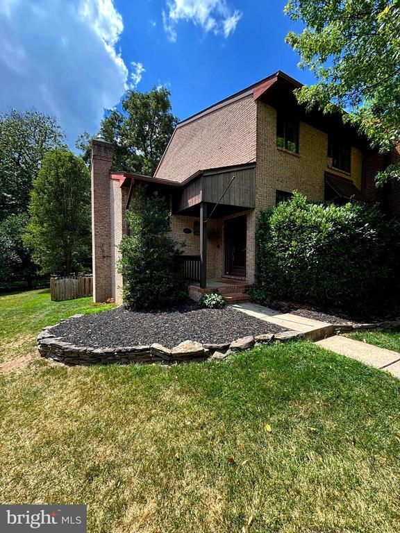 Building Photo - 412 Five Farms Ln