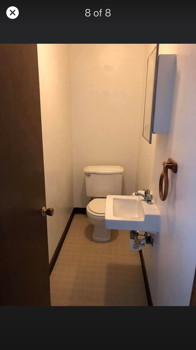 Baño - 4169 W Ridge Rd