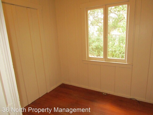 Foto del edificio - 2 br, 1 bath House - 6 NW Ocean on Casanova