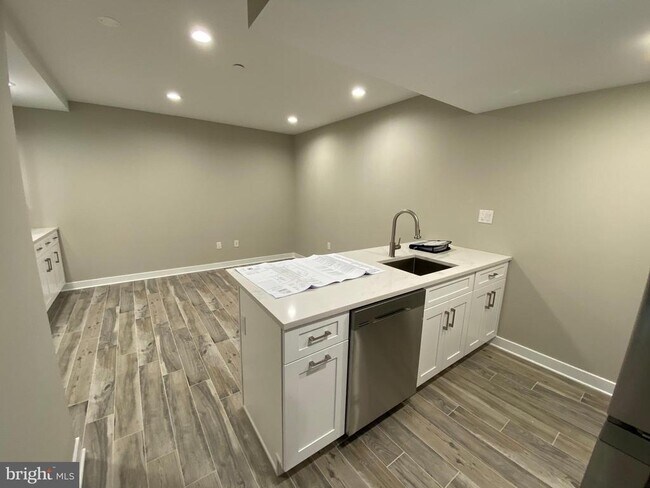 Foto del edificio - 2114 Manning St