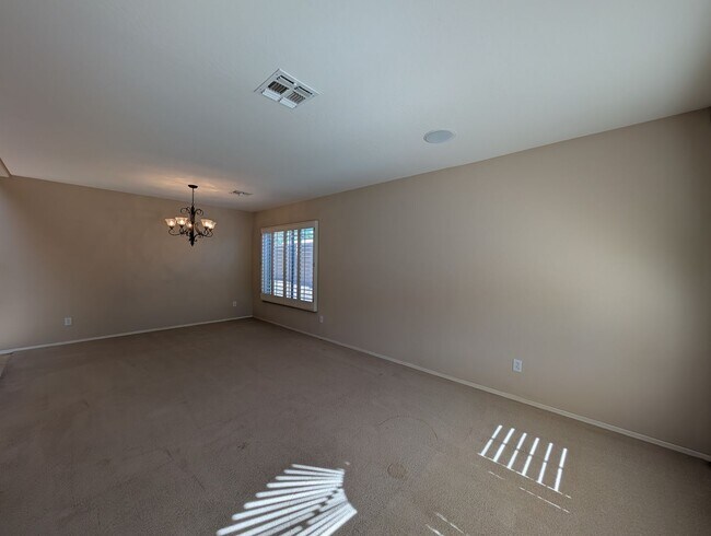 Foto del edificio - 4 Bedroom 2.5 Bath With Private Pool