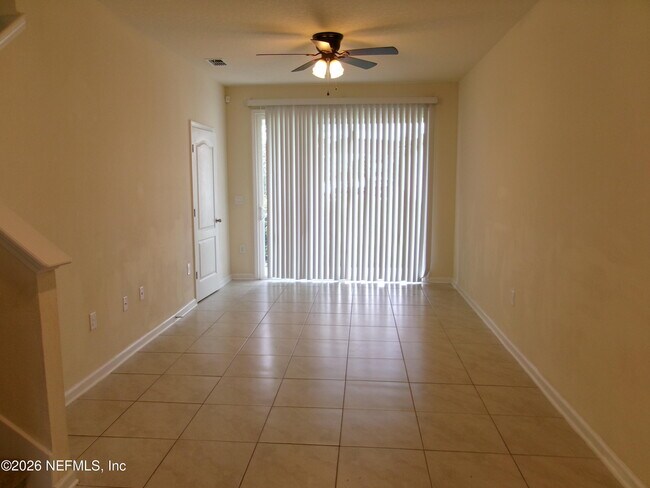 Building Photo - 508 Running Wds St