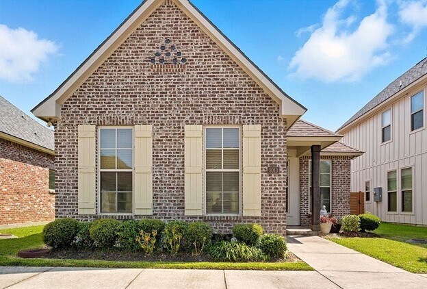 Primary Photo - 3013 Forestwood Dr