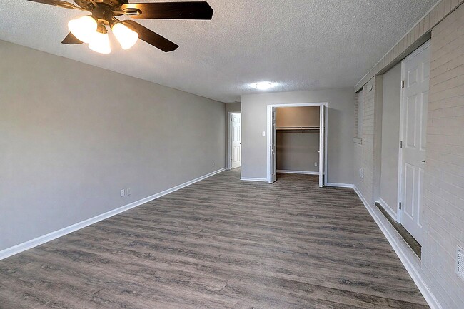 Foto del edificio - 311 Orchard Ln