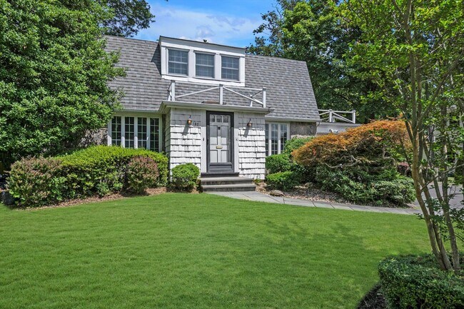 Building Photo - 137 Salem Rd