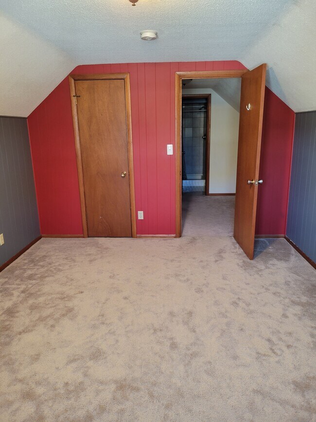 BR3 - 3507 17th Ave NW