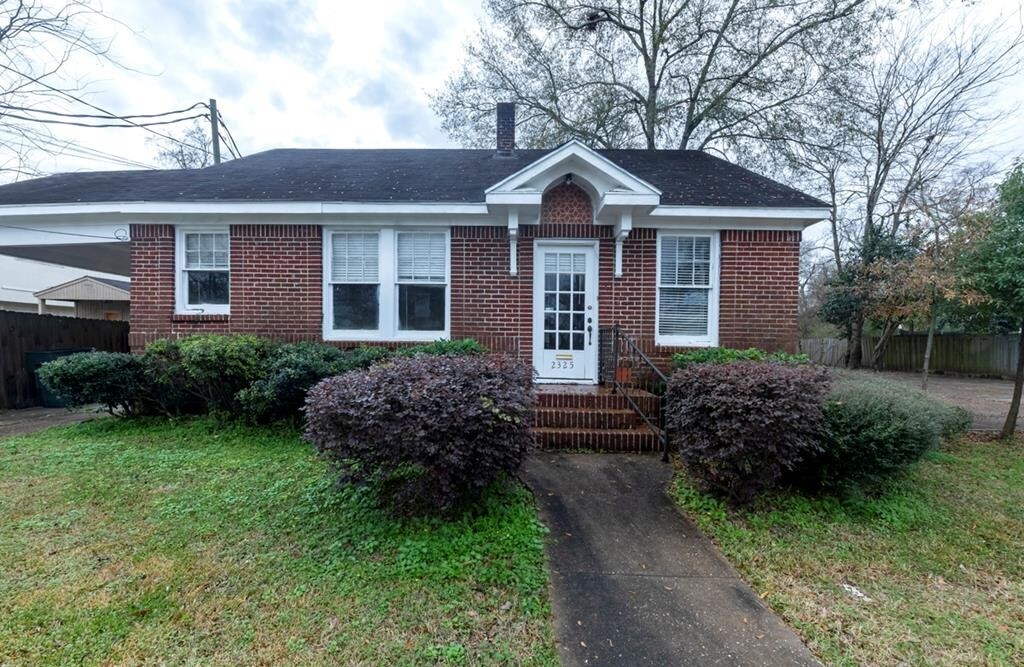 Primary Photo - 2325 Liberty Ave