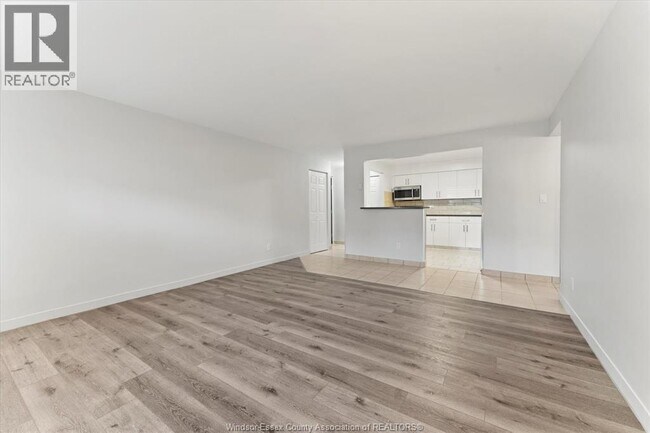 Photo du bâtiment - 1160 Howard Ave