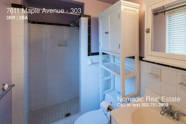 Foto del edificio - 7611 Maple Ave