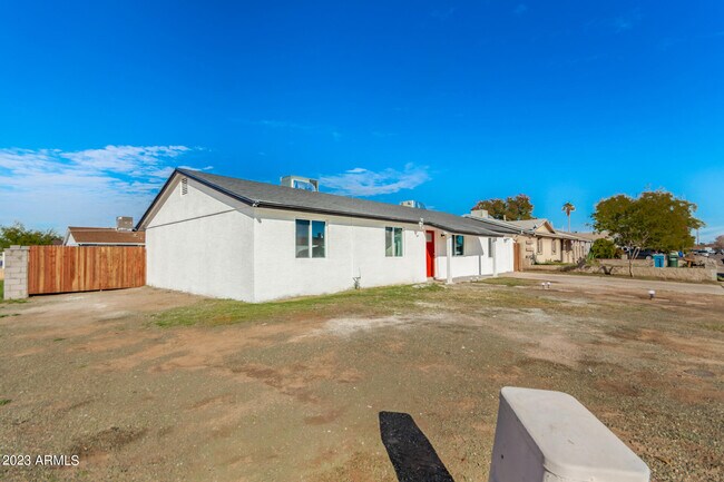Building Photo - 7250 W Montecito Ave