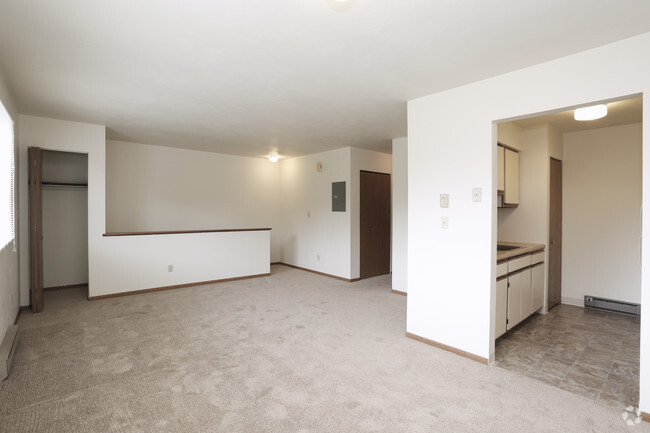 2BR (White Valley) - Living Room - Oak Creek Apartments