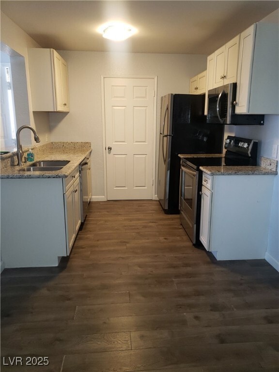 Foto del edificio - 230 Mission Newport Ln