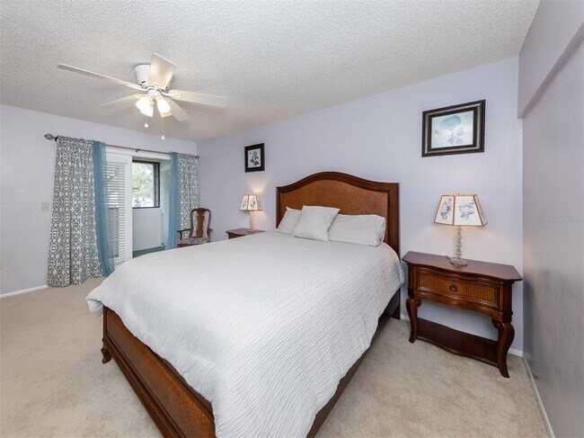 Foto del edificio - 3222 Golden Eagle Ln