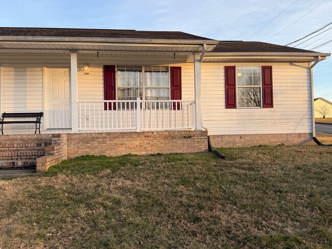 Foto del edificio - Three Springs Rd. 2188-2190