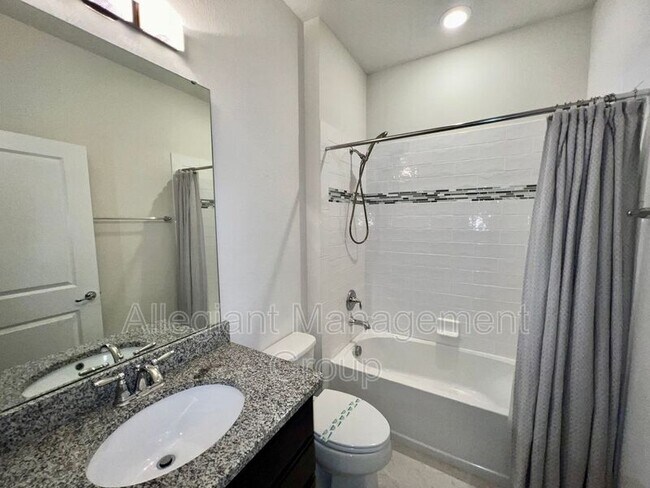 Building Photo - 5089 Caspian St