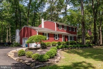Building Photo - 6193 Honey Hollow Rd