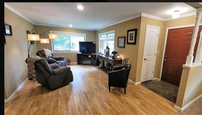 Building Photo - Darling *UNFURNISHED* two bedroom / 2 bath home located in the middle of beautiful Fairfield Glade.