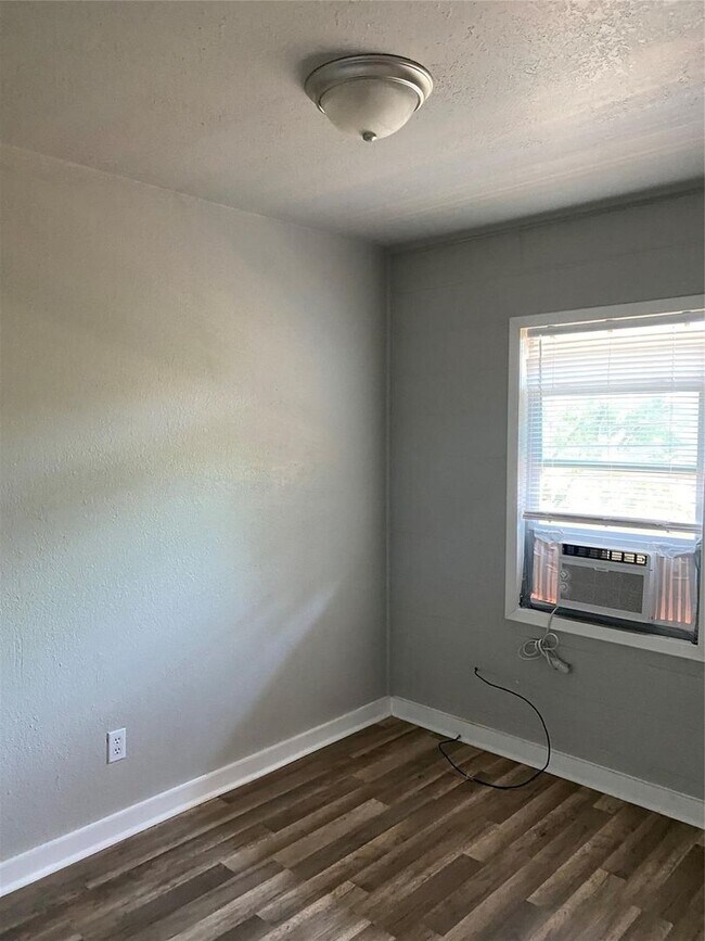 Foto del edificio - 526 E N 7th St