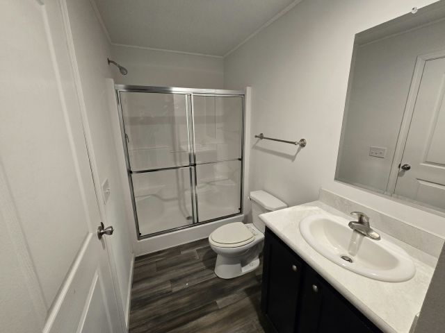 Building Photo - 110 Maple Dr