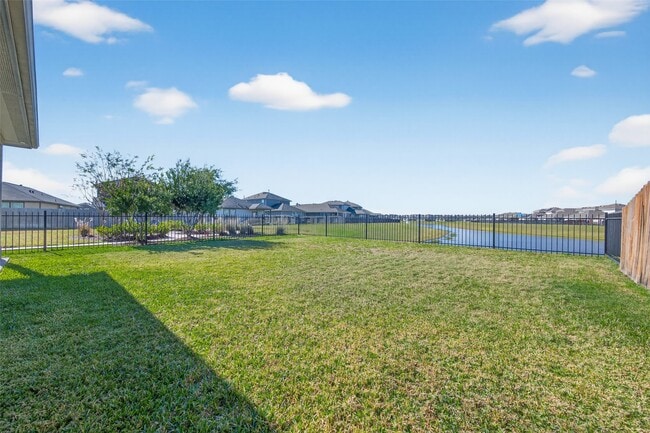 Foto del edificio - 14432 Sugar Pines Dr