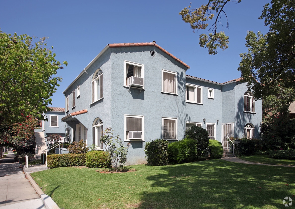 401405 W Stocker St, Glendale, CA 91202 Apartments in Glendale, CA