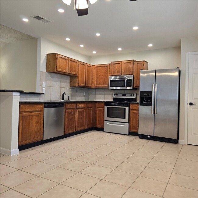 Building Photo - 3722 Westheimer Pl Dr