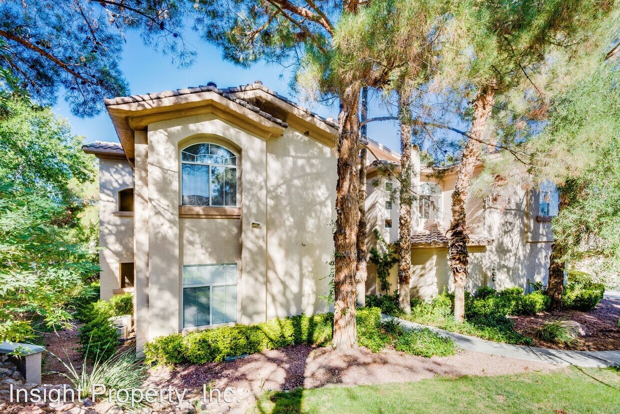 2 br, 2 bath House 2050 W Warm Springs R... House for Rent in Henderson, NV