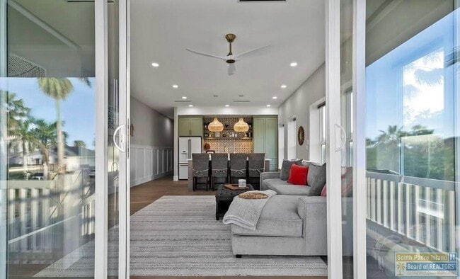 Foto del edificio - 211A W Mesquite St