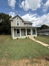Building Photo - 1305 Lancaster-Kirkersville Rd NW