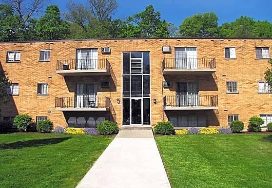 Building Photo - 2459 Westwood Northern Blvd