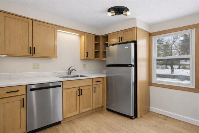 Foto del edificio - 105 Pomeroy Ln