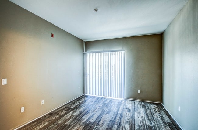 Building Photo - Fashion Terrace Apartment Homes