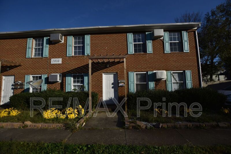 Primary Photo - 2810 Colonial Ave