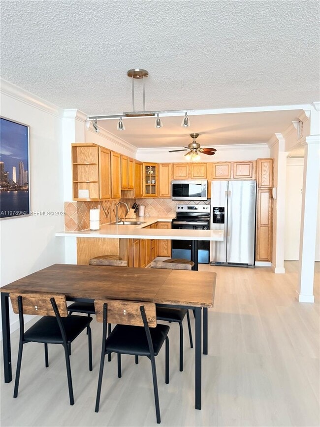 Foto del edificio - 3725 S Ocean Dr