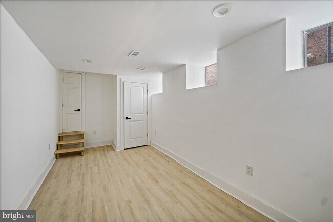 Foto del edificio - 5111 Willows Ave