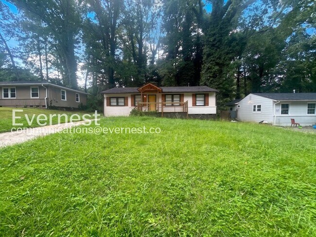 Building Photo - 3119 Lone Oak Ave SW
