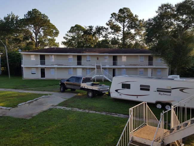 Building Photo - Dorothy Gill Apartments