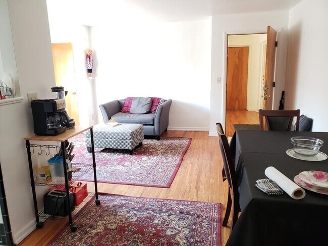 Foto del edificio - 2894 Harrison Ave