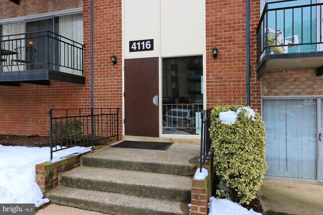 Building Photo - 4116 Mangalore Dr