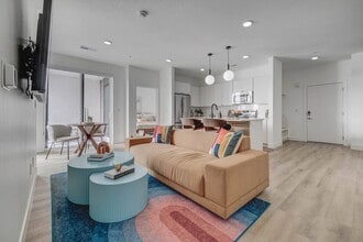 Building Photo - One Burton