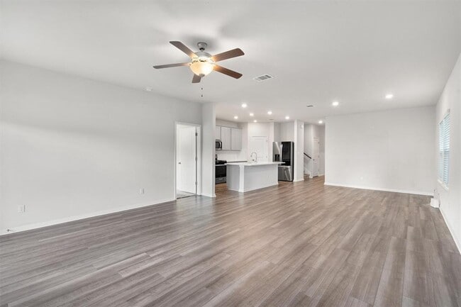 Building Photo - 11800 Copperstone Ave