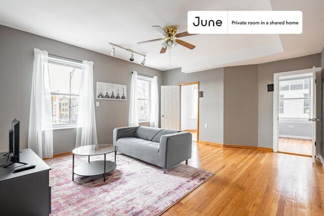 Foto del edificio - Room in Shared 3 bed/1 bath home