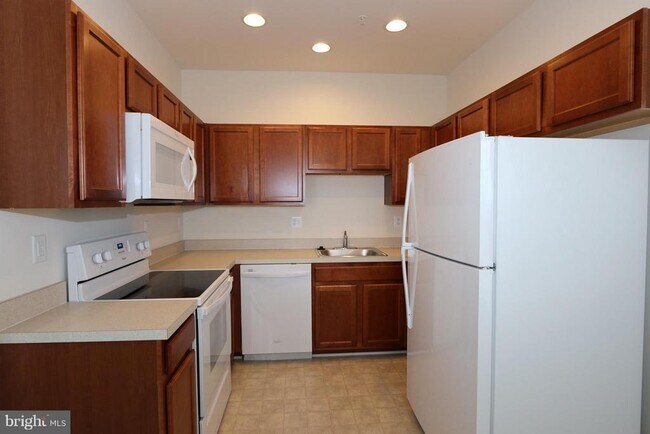 Foto del edificio - 3562 Worthington Blvd