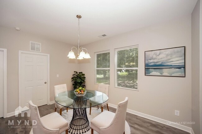 Building Photo - 616 Newbern Ave