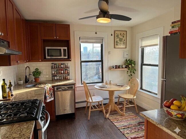 Foto del edificio - 229 8th St