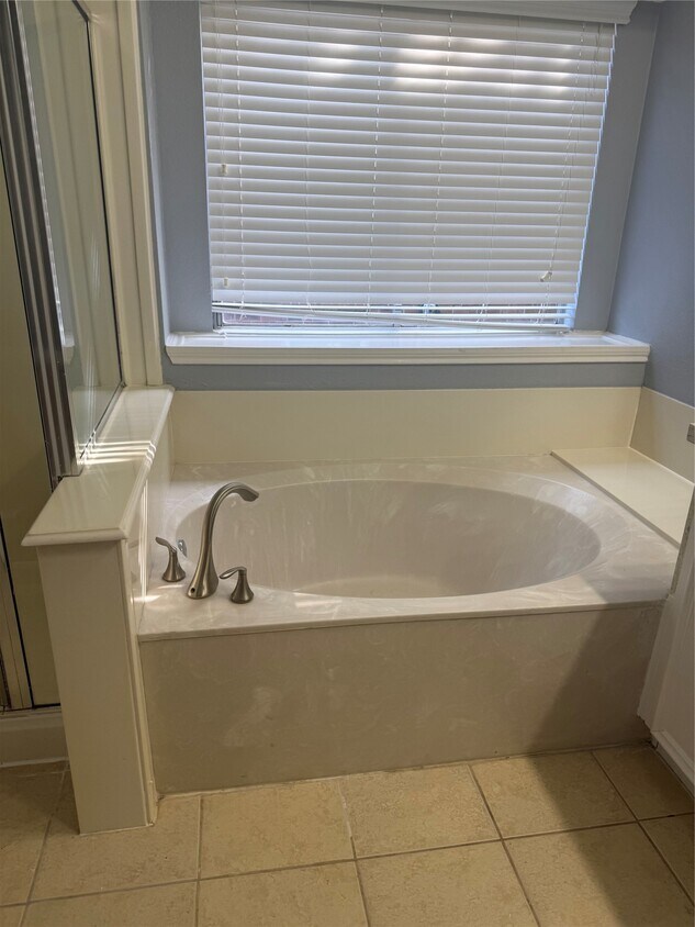 Foto del edificio - 4727 Heritage Country Ln