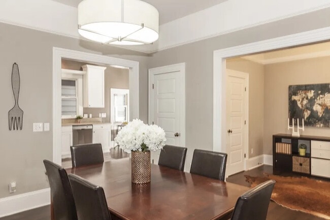 Photo - 1419 E Denny Way Apartment