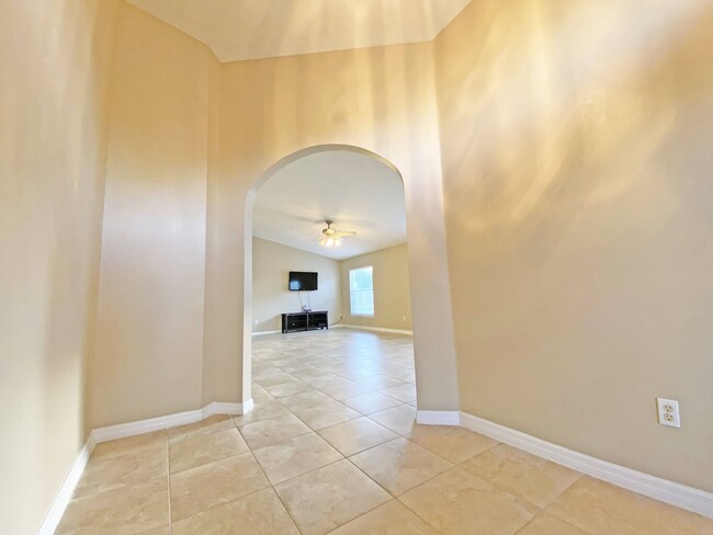Building Photo - 2682 Adele Pl