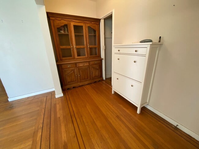 Building Photo - 2811-2815 Telegraph Ave