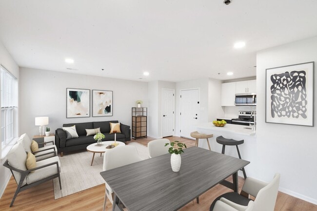 Interior Photo - The Crossings at Ewing